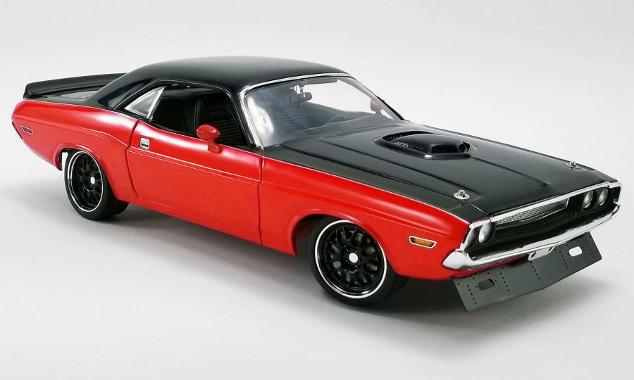 * Acme Sale Online 1/18 1970 Dodge Challenger R/T Street Fighter Diecast