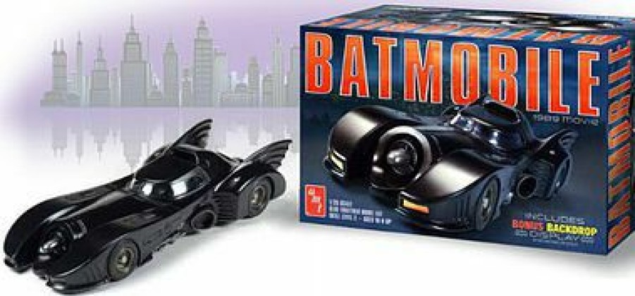 * Amt Best Sellers 1/25 1989 Batmobile Car & Truck Kits